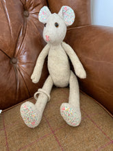 Load image into Gallery viewer, Rosehip the Mouse