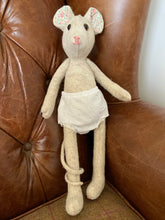 Load image into Gallery viewer, Rosehip the Mouse