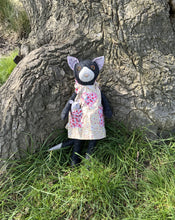 Load image into Gallery viewer, Damson the Cat & Bluebell the Mouse